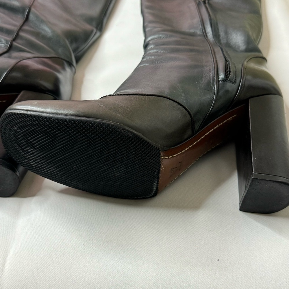 LV knee boots - Picture 3 of 14
